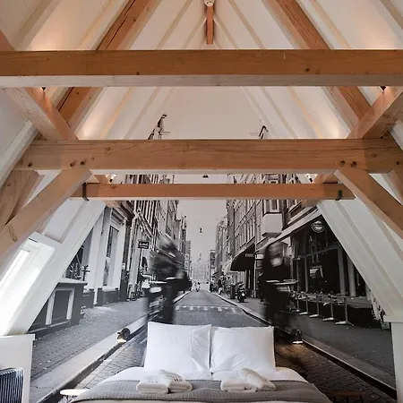 Ix Nine Streets Hotel 3*