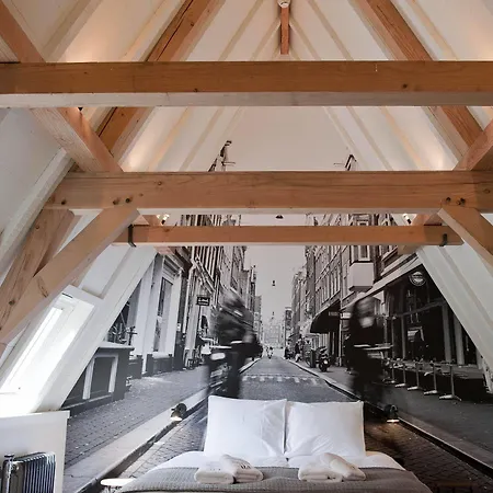 Ix Nine Streets Hotel