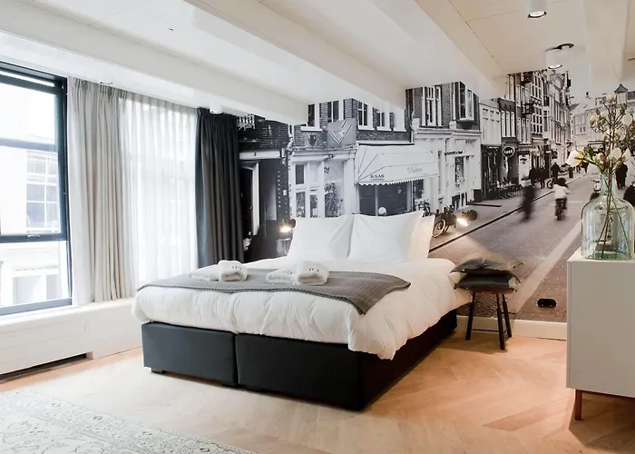 Hotel Ix Nine Streets 3*