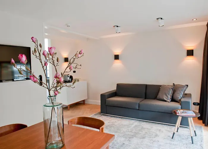 Hotel Ix Nine Streets 3*