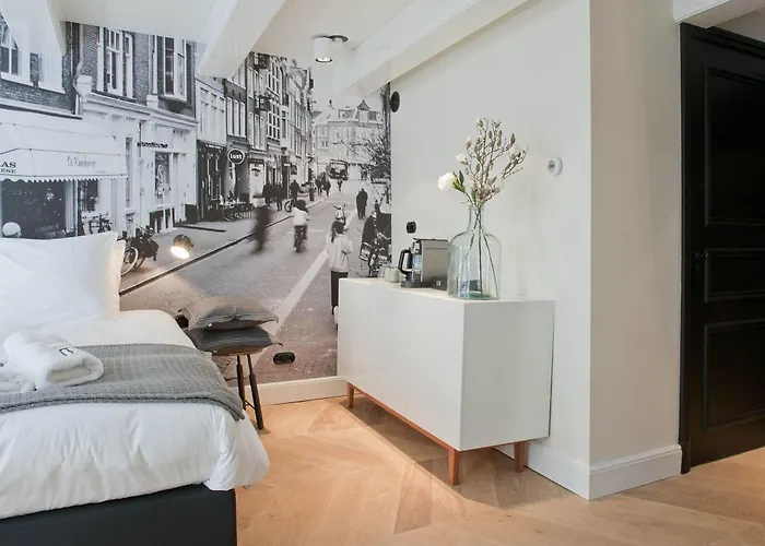 Hotel Ix Nine Streets 3*