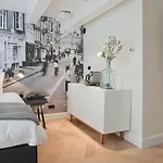 Hotel Ix Nine Streets 3*