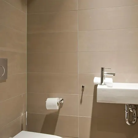 Ix Nine Streets Hotell
